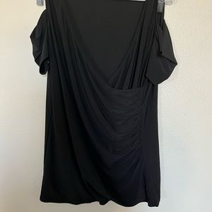 Blouse, black, exposed shoulders.